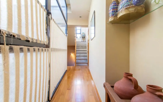 Alcazar Pool Villa by Valcambre