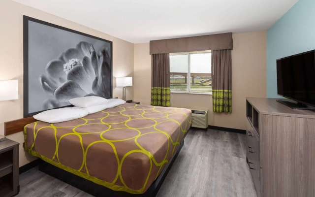 Super 8 by Wyndham Lubbock West
