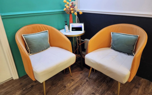 Pillows Co-Living