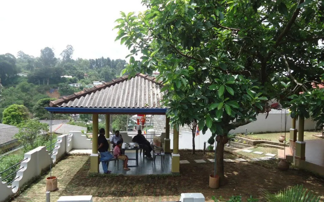 Mountains Edge Holiday Inn & Family Bungalow