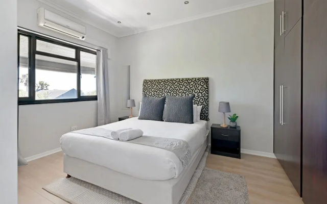 Charming One Bed Central Green Point Stadium