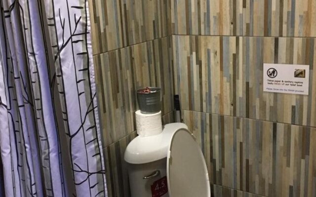 At Home Hostel - Adults Only