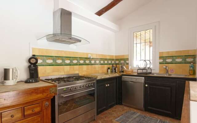 Mas du Moulin de Roquefavour