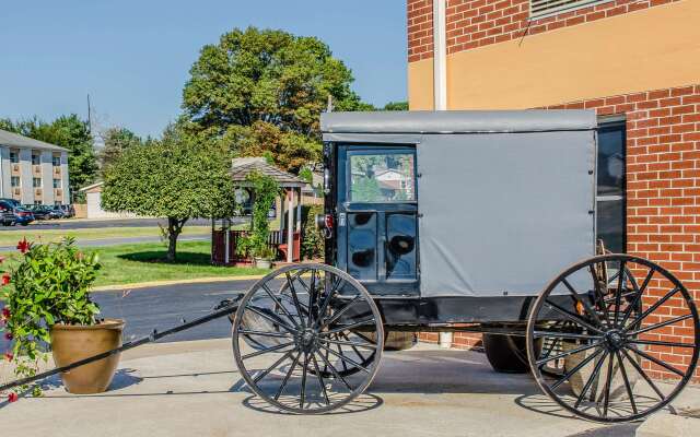 Econo Lodge Amish Country