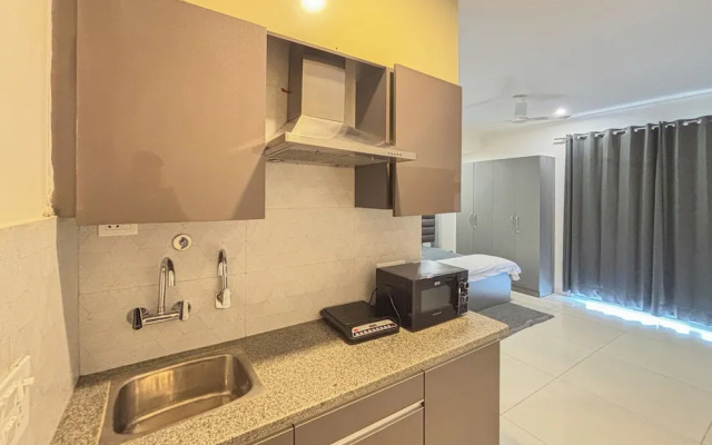 Housr 1 RK Sector 27 Gurgaon Golf Course