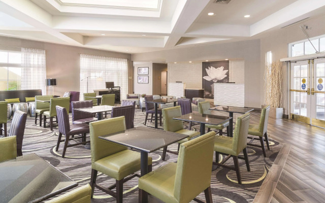 La Quinta Inn & Suites by Wyndham Phoenix Mesa West