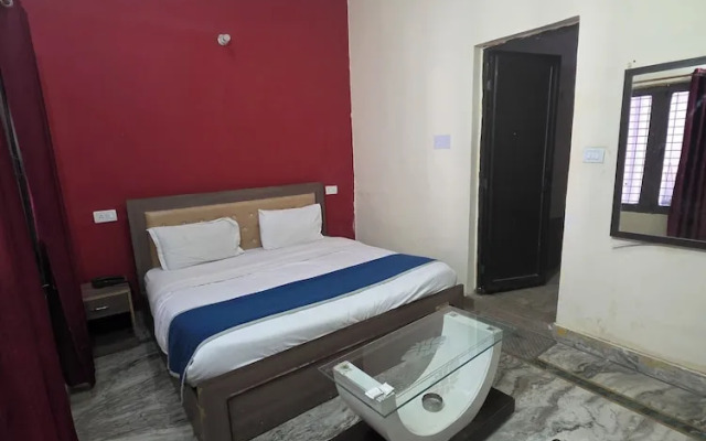 Siddhi Vinayak Hotel And Banquet