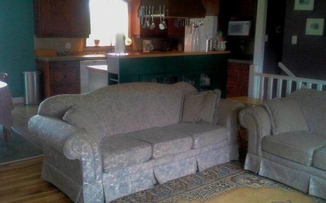 Arbour Cottage B & B