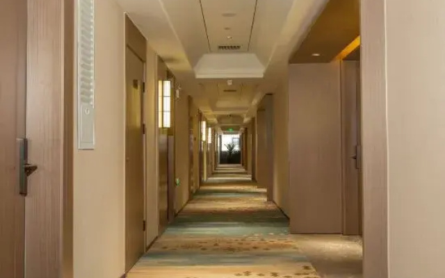 REX Hotel