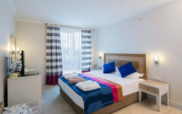 Crystal Boutique Comfort Collection