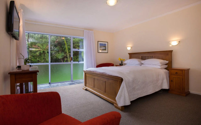 Patuha Rainforest Retreat