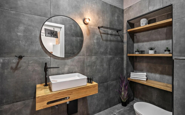 La Finca Boutique Suites - Old City