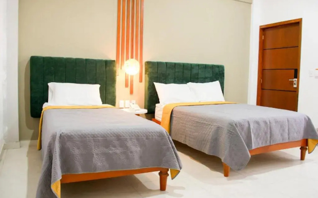 Acacia Hotel