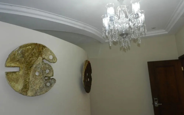 Paradise Inn Hotel e Lazer