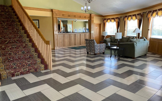 Quality Inn Morton at I-74