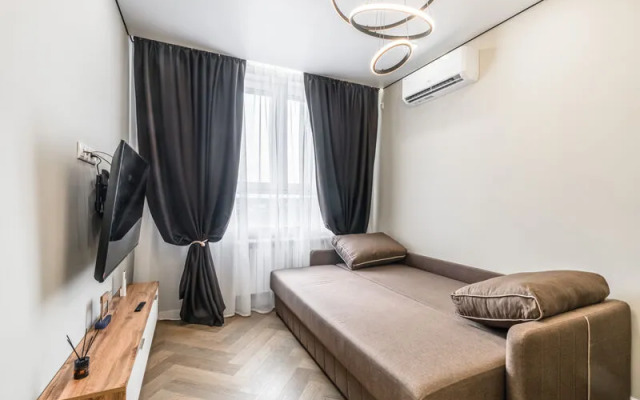 Sunday apartment on Alexandrovskaya St., 4