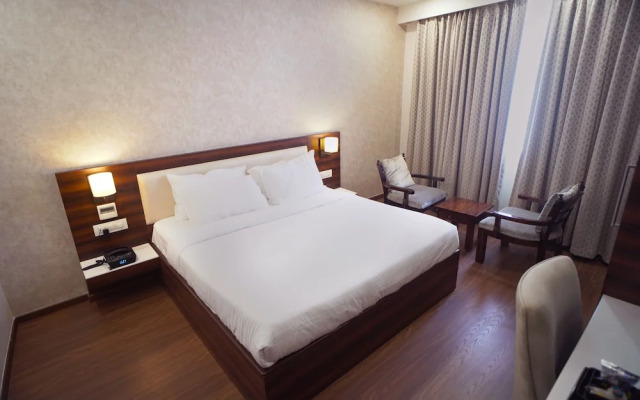 Sai Maa Hotel & Residency