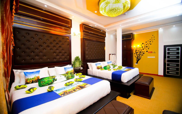 Hotel White House