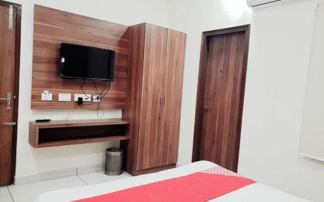 Hotel 365