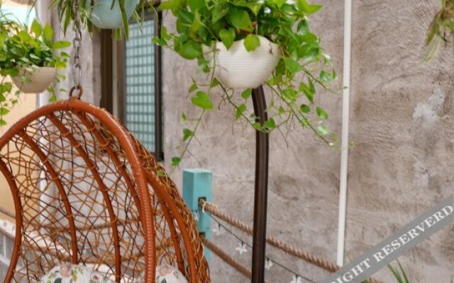 Zhongqin Hostel