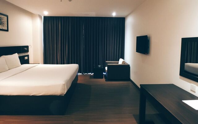 Sea Garden Hotel