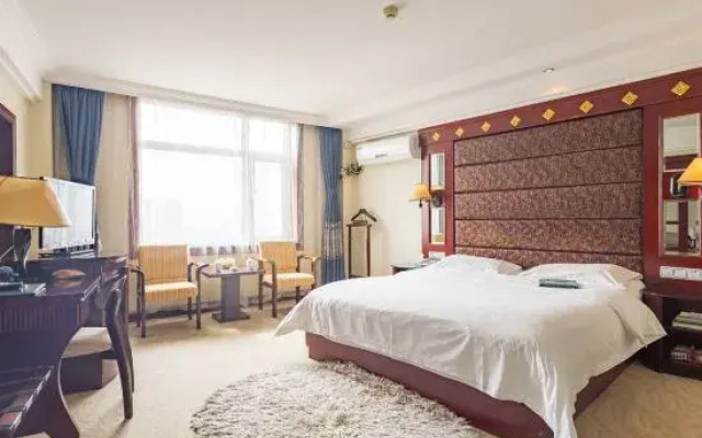 Dongfang Hotel