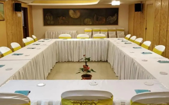 Hotel Miramar, Miramar Beach, Goa