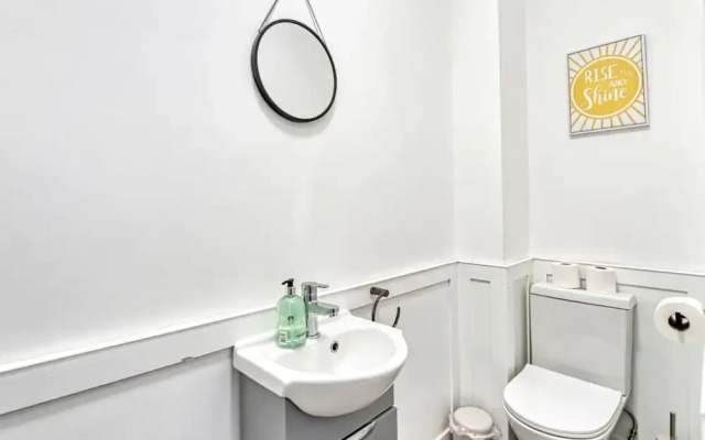 Host Stay Hills Apartment