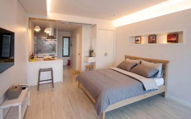Seogwipo Commas And Resort