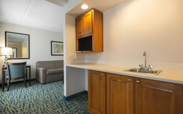 Holiday Inn Savannah S - I-95 Gateway by IHG