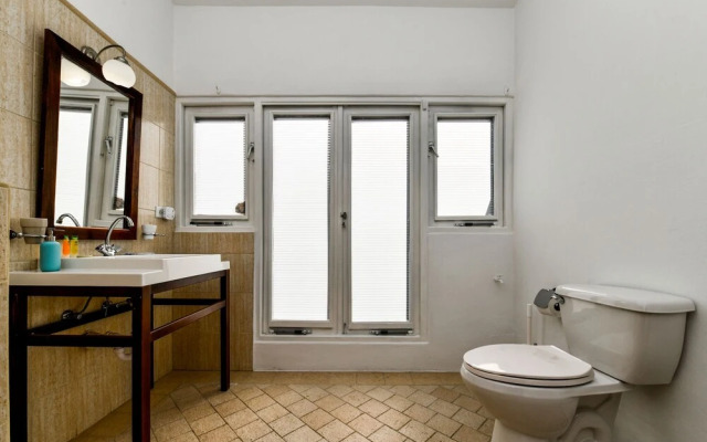 Ocean View! Fully Renovated Villa, Private Pool!