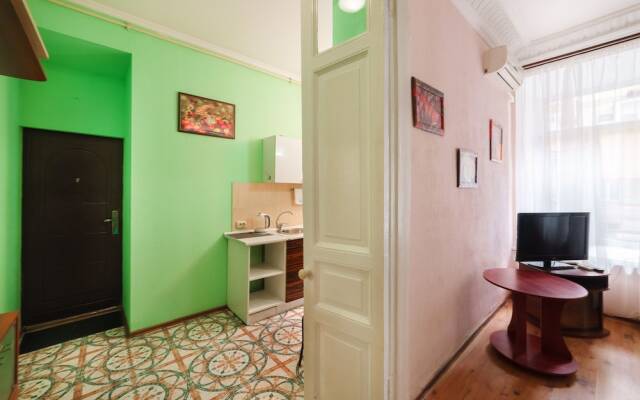 LeonRooms Ekaterinenskaya 18