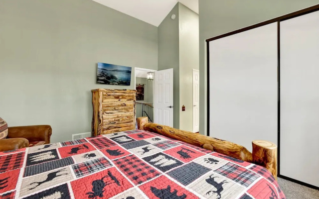 Woodland Retreat #2548