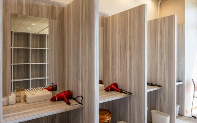 Shima Beach Hotel – Guest Rooms – Toba