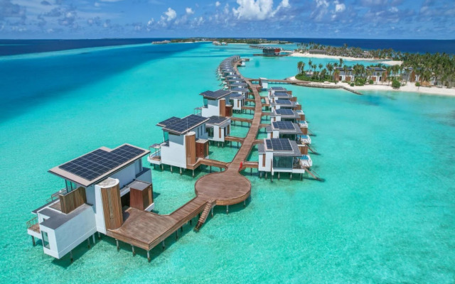 So/ Maldives Resort