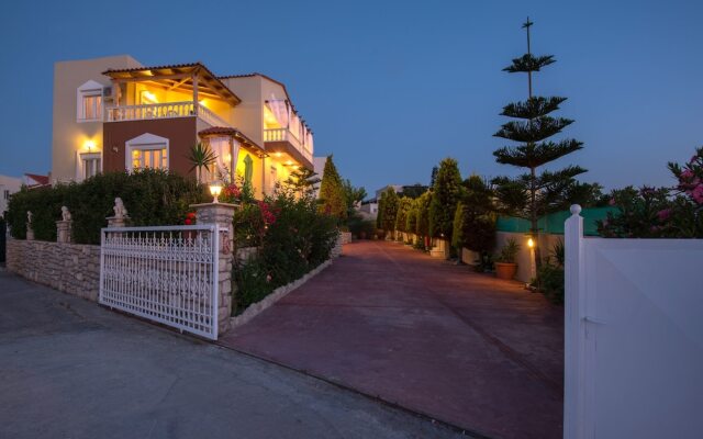 Only 800M From The Sea & Shops, Apollon Side