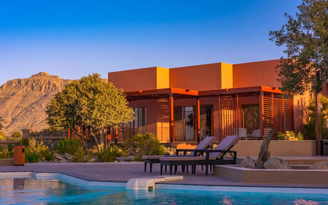Sahab Resort and Spa