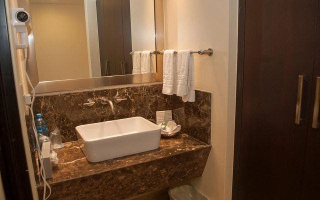 Marinaterra Hotel & Spa