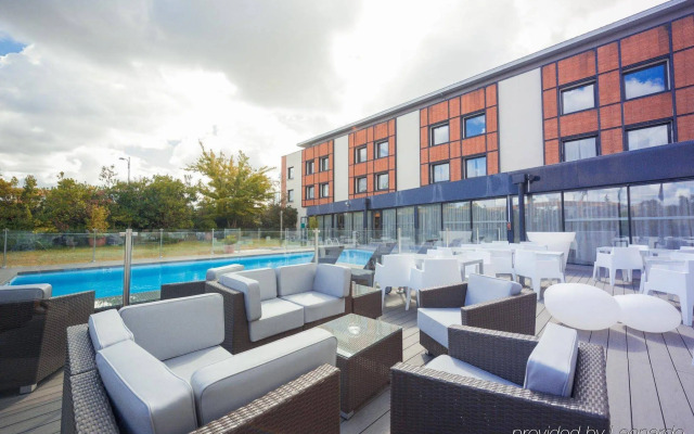 Holiday Inn Toulouse Airport by IHG