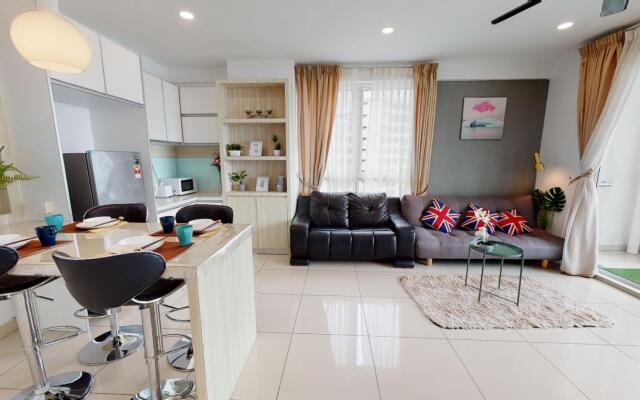 City & Seaview Condo @ Gurney, Georgetown 2 Rooms