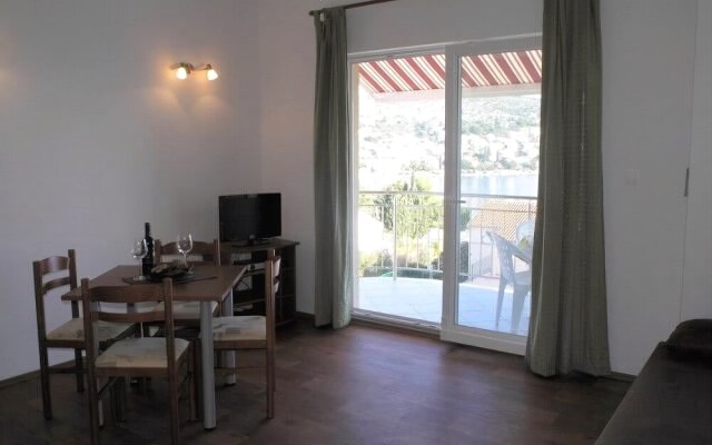 Apartments Marinko