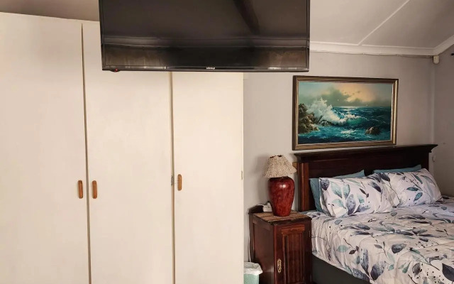 Mphushini Falls Resort