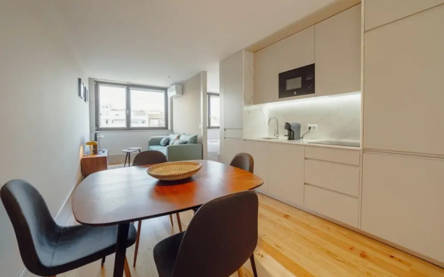 Legacy Oporto Design Apartment G by Vacationy