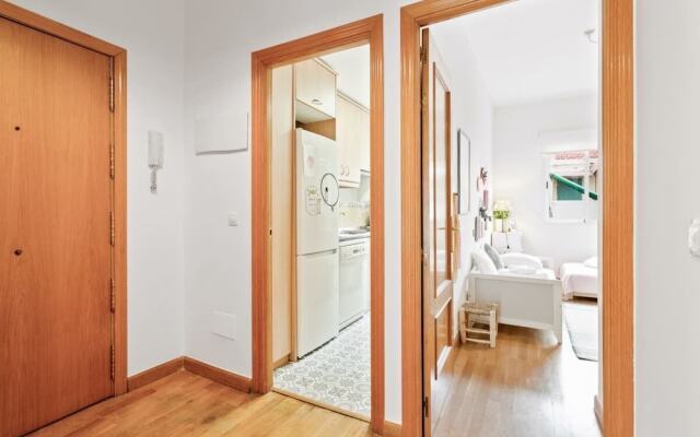 Lovely 1Bed Apt, Sleeps 5 Nr Puente De Vallecas