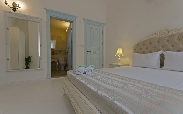 Alacati Roka Tas Otel