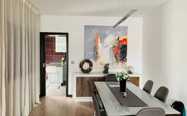 Modern Flat Near Lisbon