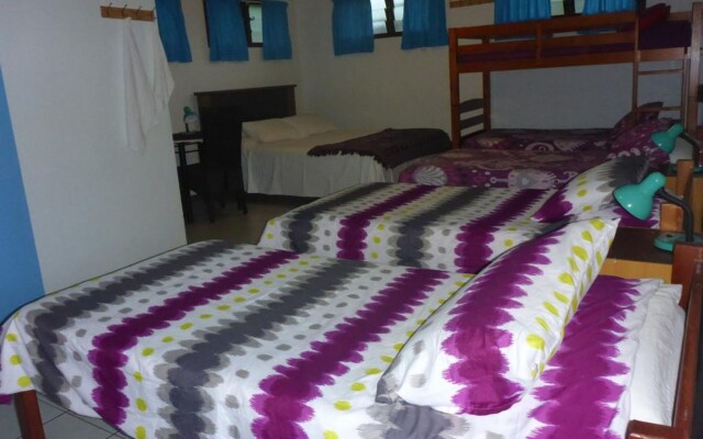 Travellers Motel