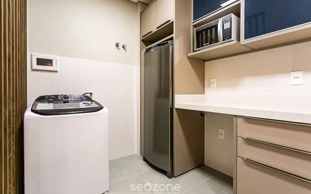 Elus - Building With Rooftop Pool 350m From the Beach!