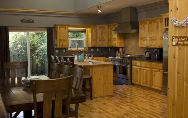 Lincoln City Beach Retreat