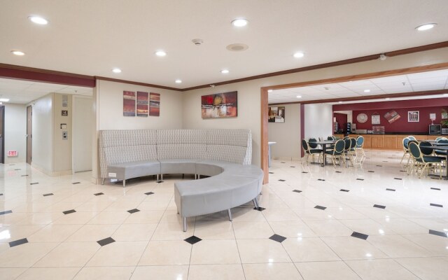 OYO Townhouse Houston Airport North